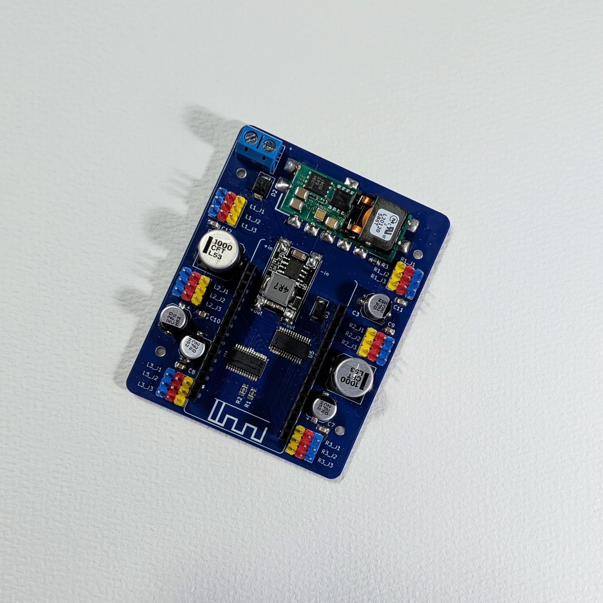 Hexapod Controller Board (Mochi ESP32)